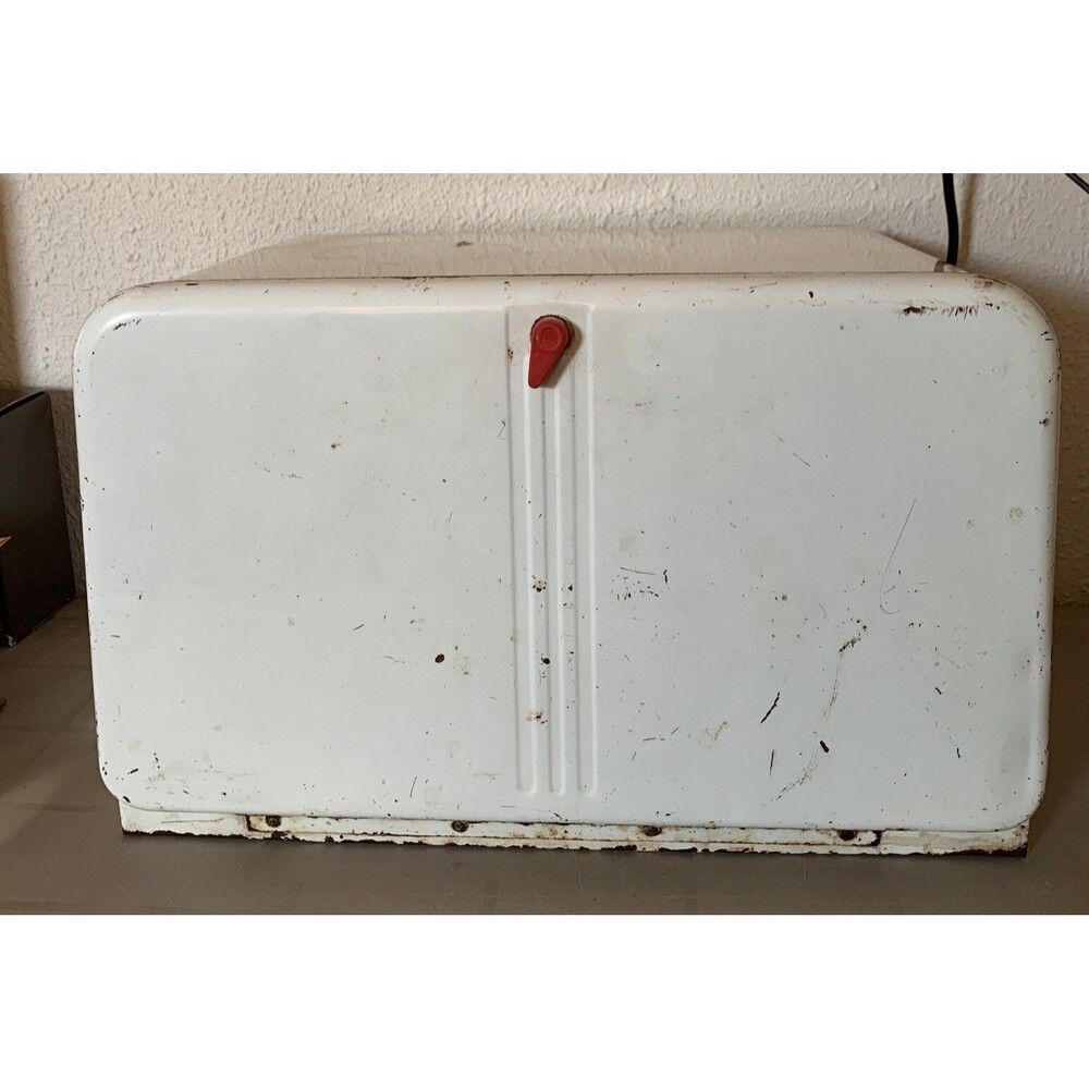 Vintage White Beauty Box Bread Box Farm House Country As Is